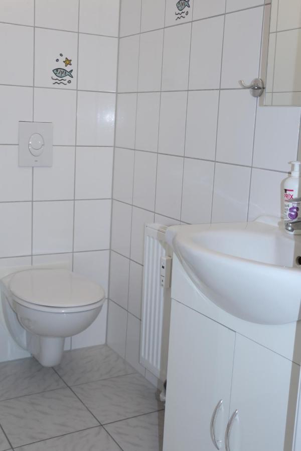 Ein Gemuetliches Zimmer An Der Schweizer Grenze Bietingen Exteriör bild
