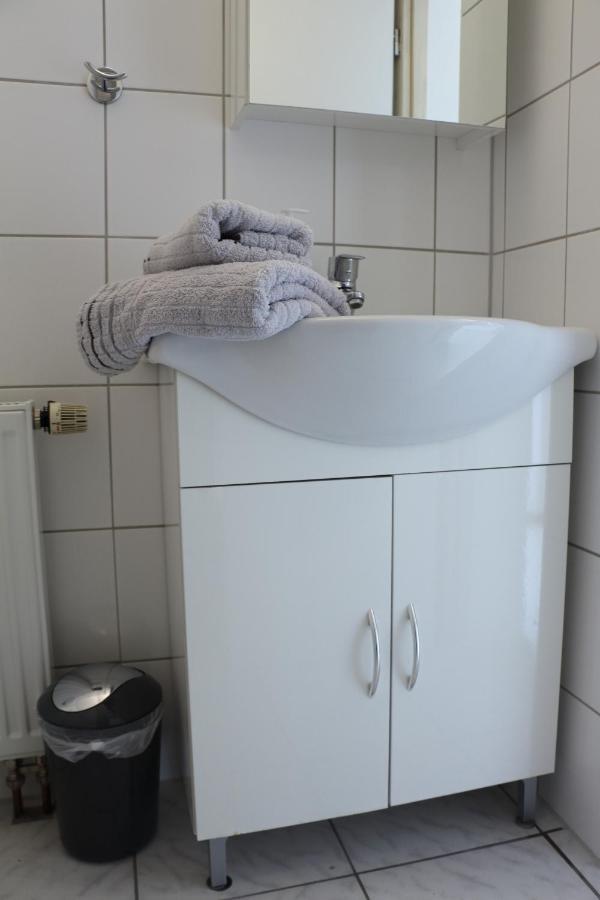 Ein Gemuetliches Zimmer An Der Schweizer Grenze Bietingen Exteriör bild