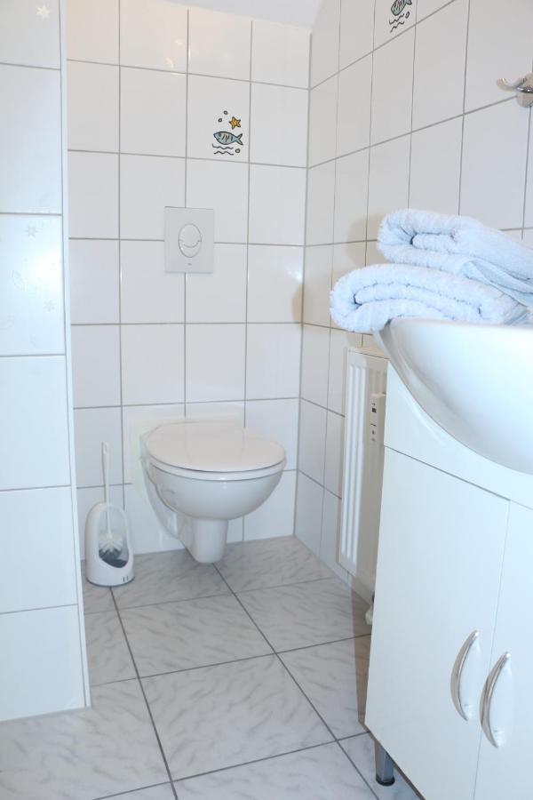 Ein Gemuetliches Zimmer An Der Schweizer Grenze Bietingen Exteriör bild