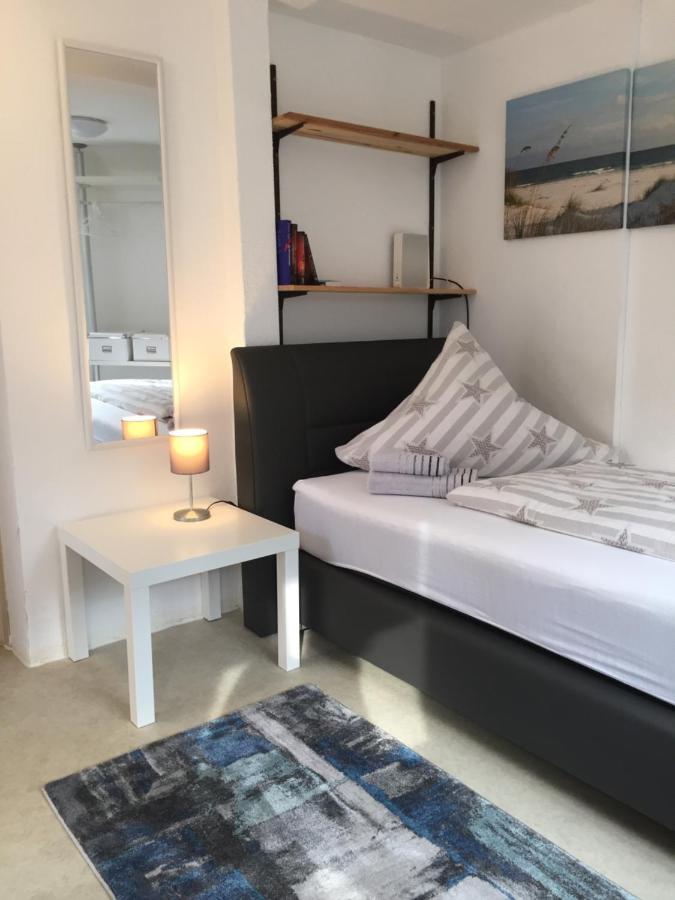 Ein Gemuetliches Zimmer An Der Schweizer Grenze Bietingen Exteriör bild